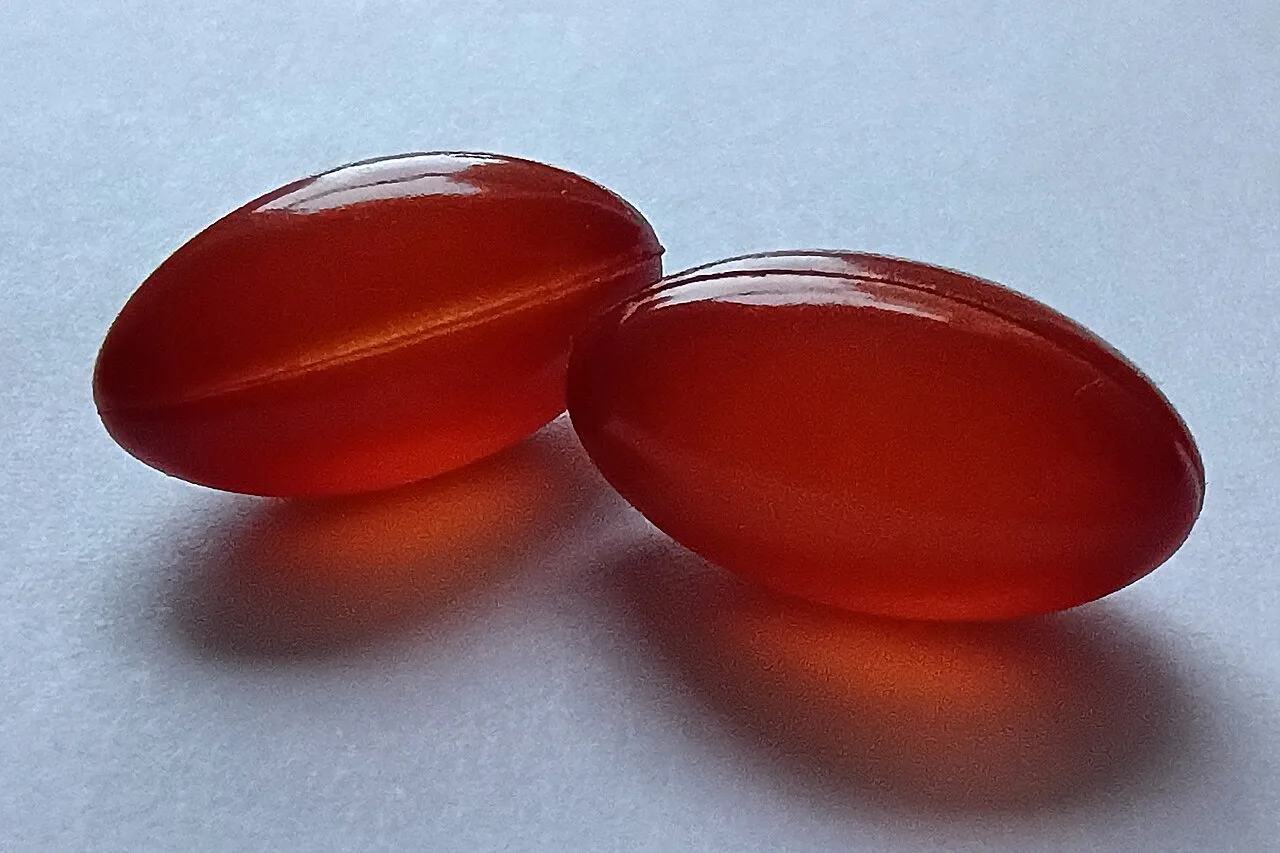 Dietary supplement capsules